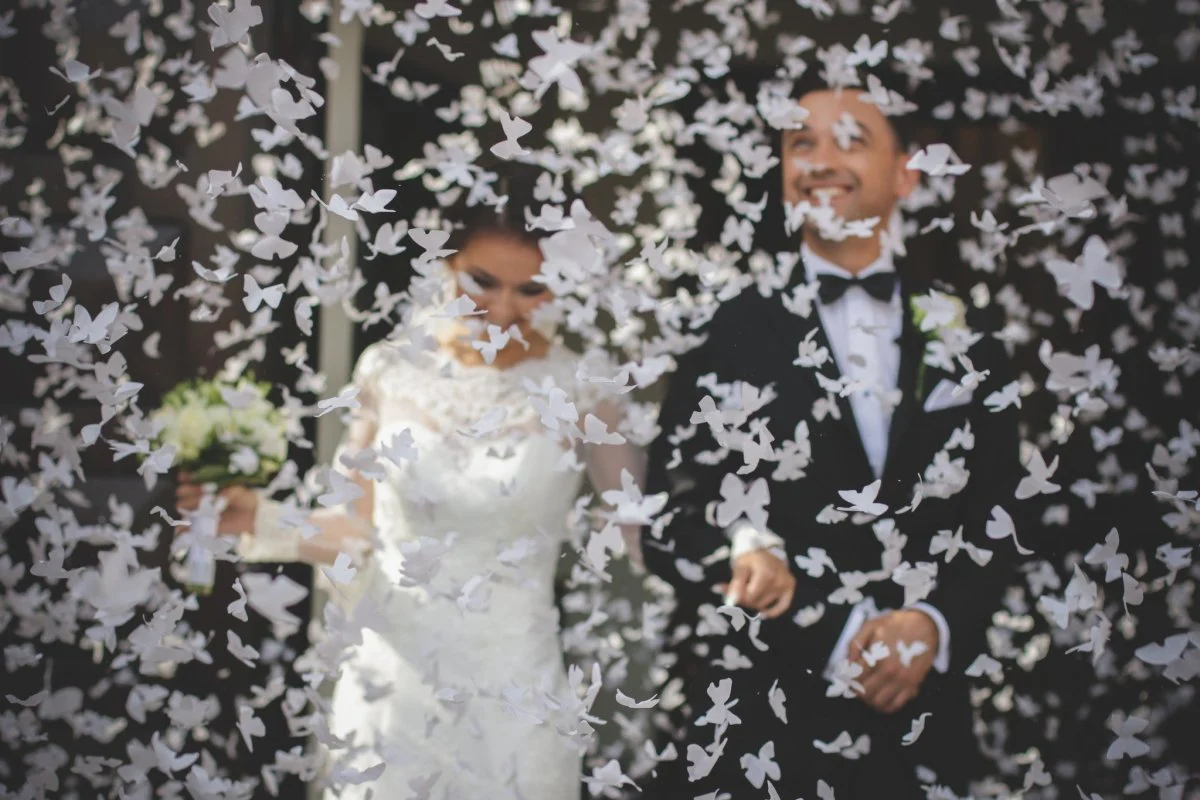 Confetti Kanon Vlinders Wit 40cm - Image 5