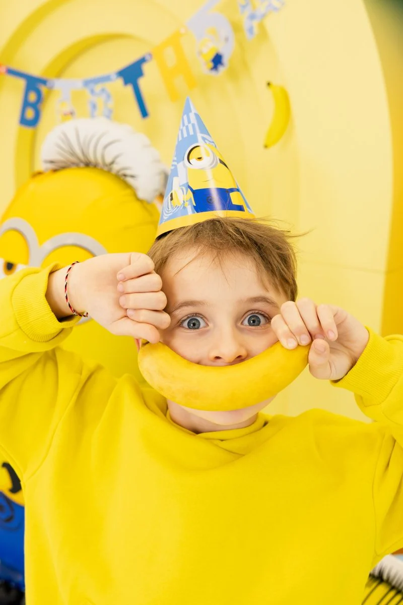 Feesthoedjes Minion Blauw Geel 16cm - Image 4
