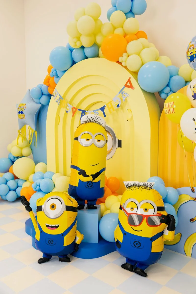 Folie Ballon Minions Geel Blauw 72cm Leeg - Image 2
