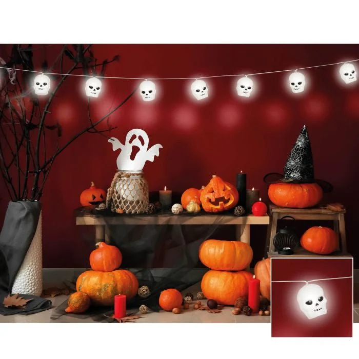 Halloween Lichtslinger Doodshoofden 1,8m