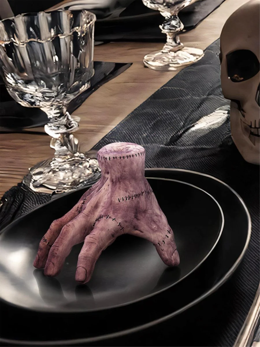 Halloween Nep Hand Gehecht 17cm - Image 3