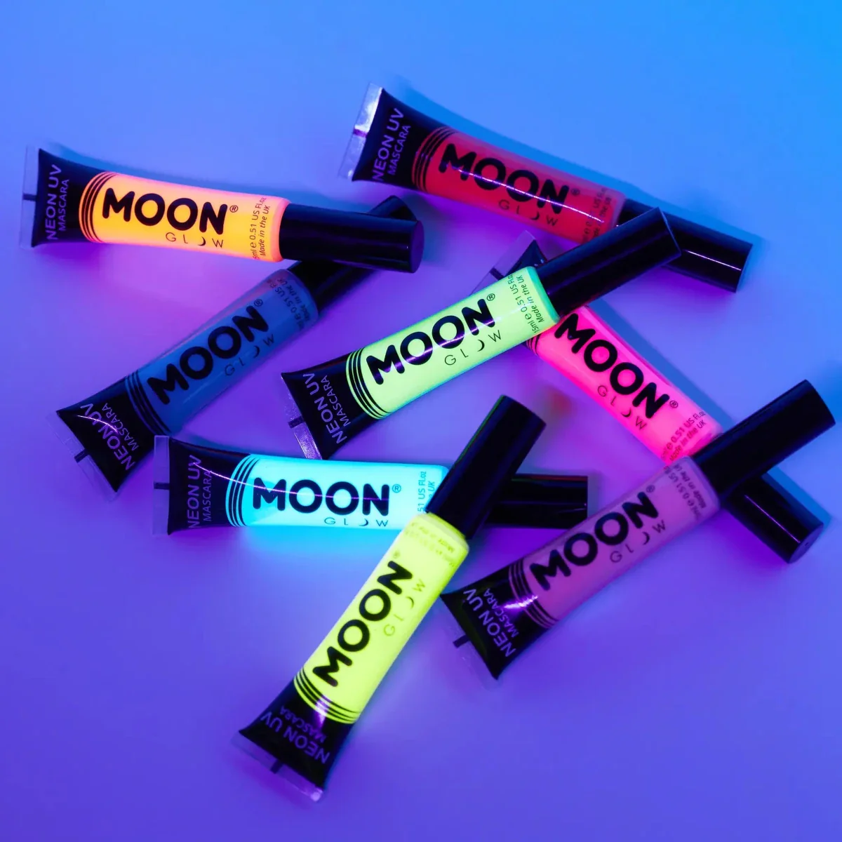 Moon Glow Neon UV Mascara Intense Pink 15ml - Image 3