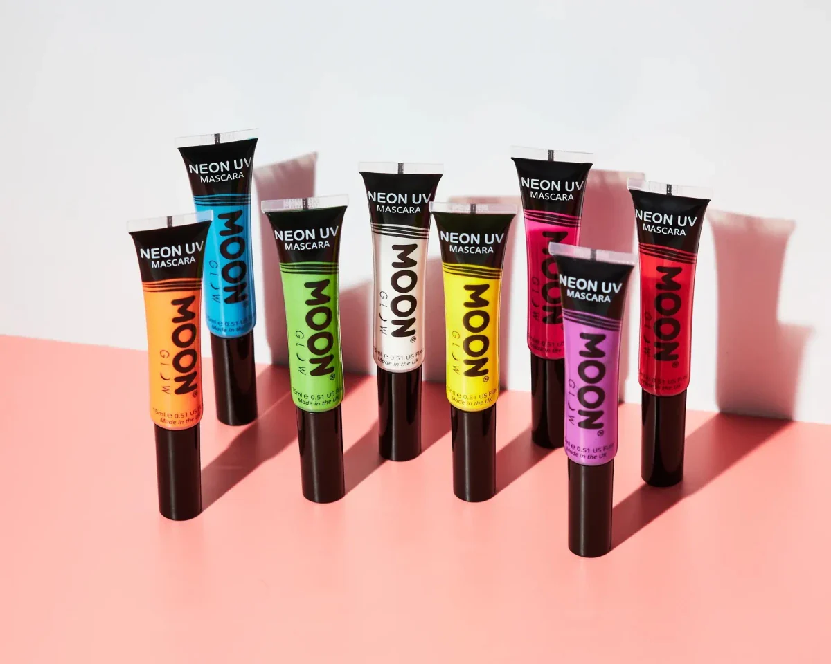 Moon Glow Neon UV Mascara Intense Pink 15ml - Image 7