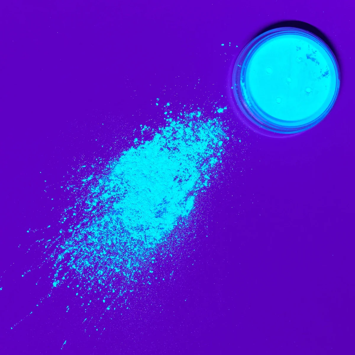 Moon Glow Neon UV Pigment Shakers Intense Blue 5g - Image 2