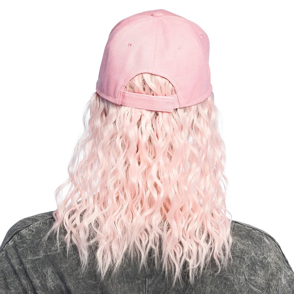 Roze Pruik Met Pet Casey - Image 4