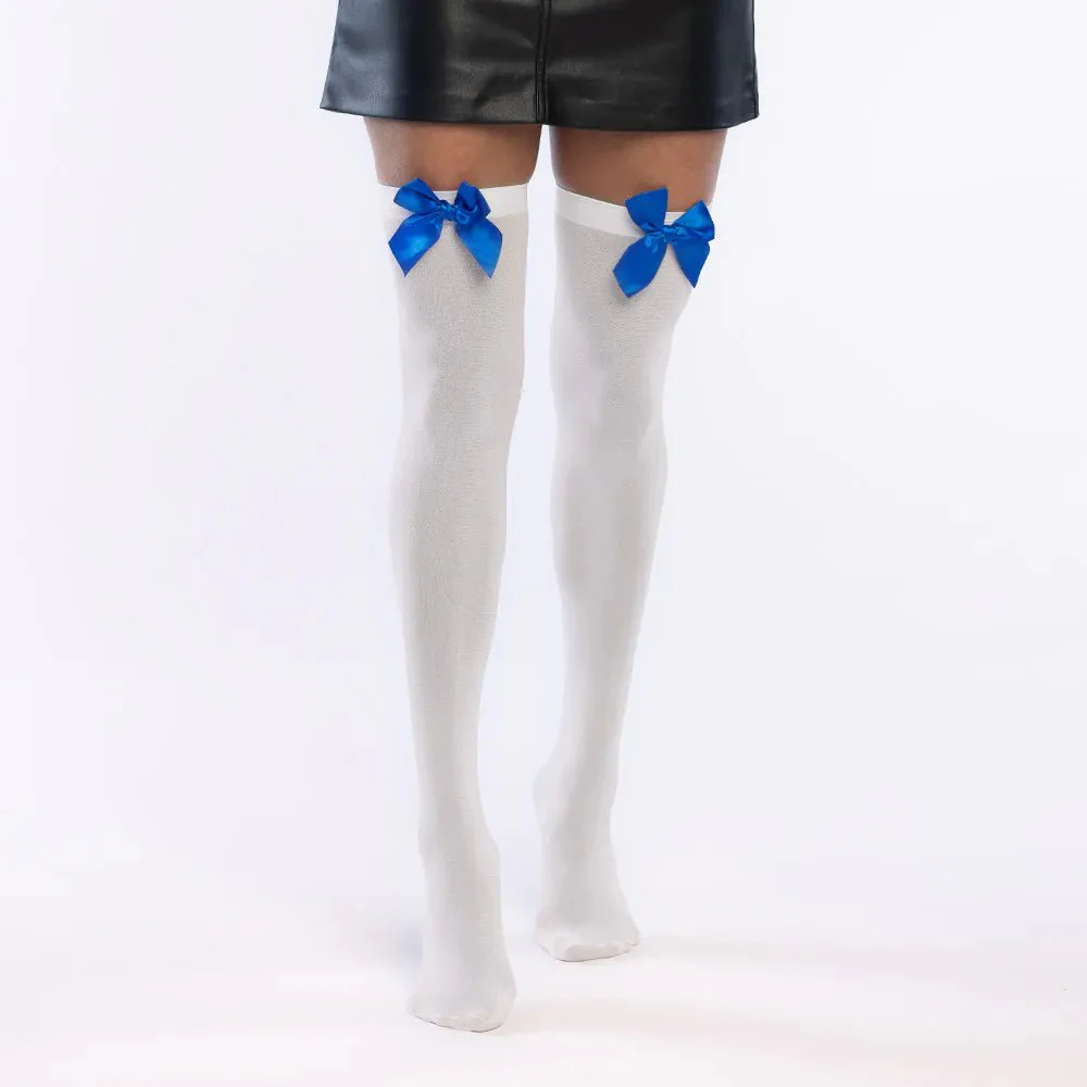 Witte Kousen Met Blauwe Strik